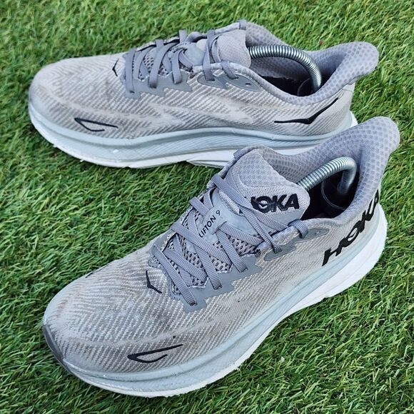 HOKA CLIFTON 9 - Mens Atheltic Shoes - SIZE 8.5D - Picture 1 of 12